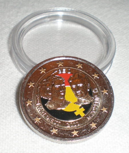 Monnaie 2 Euro Commémorative colorisée  Belgique 2011. 100 ans de la  journée de la Femme.
