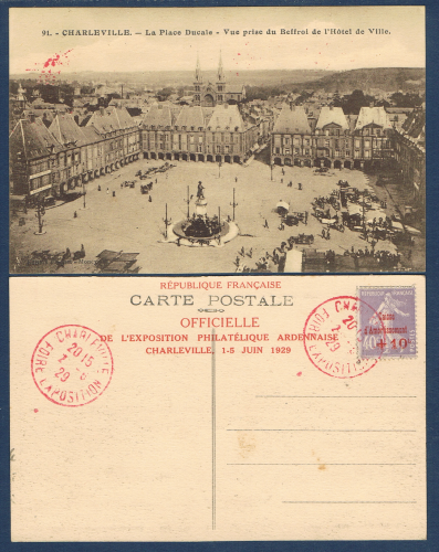 Carte postale de Charleville - la Place Ducale - vue prise du Beffroi de l'Hotel de Ville, affranchie d'un timbre N° 249 + 10 c. s. 40 c. violet-gris. Timbre Semeuse, Caisse d'Amortissement.