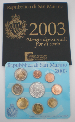 Coffret BU Saint- Marin, année  2003  + 1 pièce en argent de 5 Euros Commémoratives.