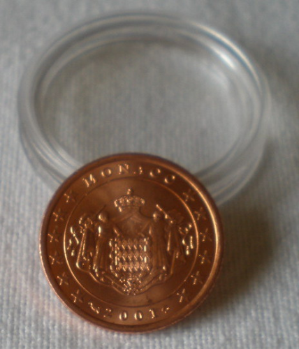 Monnaie  5 centimes  d'euro de Monaco, année 2001.