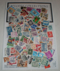 Superbe pochette comprenant 150 timbres du monde oblitérés Lot N°12