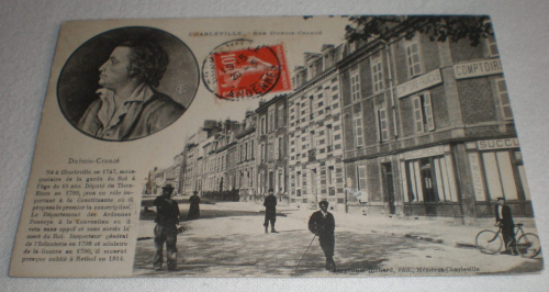 Carte postale représentant rue dubois  Crancé à Charleville Mézières