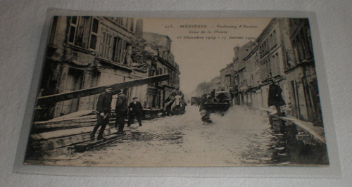 Carte postale de Mézières  Faubourg  d'Arches