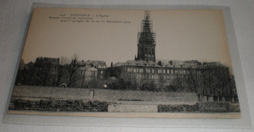 Carte postale de Mézières, L' église