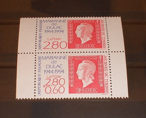 Paire de timbres  France provenant de  carnet  JT Réf : YVERT & TELLI ER. N°P 2864 A, année  1994.