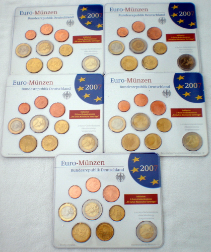 Allemagne  5 coffrets BU 2007  des 5  ateliers A,D,F,G, J inclus les 2  Euros Commémoratives  sans  la 2 Euro courante.