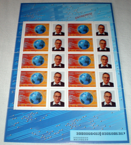 Bloc feuillet timbres le monde en réseau, papier gommé feuille entreprise de 10 timbres, année 2002.