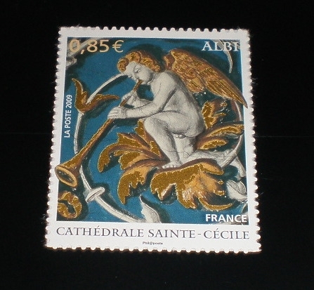 Timbre poste de France autoadhésif émis en 2009. Réf Yvert & Tellier N°267 neuf. Description: Cathédrale Sainte Cécile. Ange avec trompette.