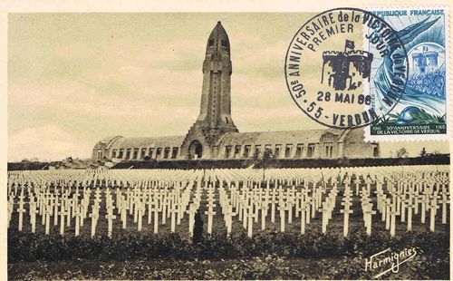 Carte postale Douaumont le cimetière national 50e anniversaire