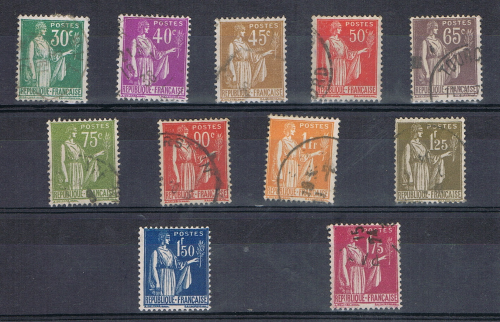 Timbres type Paix, lot de 11 valeurs oblitérées, N° 280 à 299, timbres livrés  sous pochette.