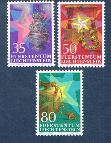 Timbres Liechtenstein série 3 valeurs émises en 1985. Réf Yvert & Tellier N° 825 / 827 neufs. Descriptif: Timbres pour Noêl les présents des Rois Mages.