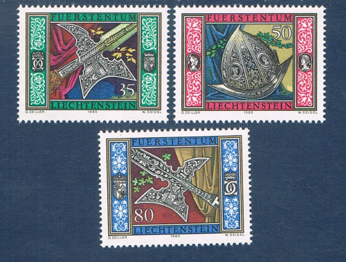 Ttimbres Liechtenstein série 3 valeurs émises en 1985. Réf Yvert & Tellier N° 831 / 833 neufs. Descriptif: Timbres armes de la garde de la salle d'armes du Prince du Liechtenstein.