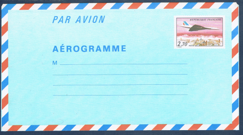 Aérogramme Français: Avion Concorde survolant Paris. Réf Yvert &  Tellier N° 1008-AER neuf, plié. Descriptif: type de 1982 valeur 2f.70, noir et polychrome.