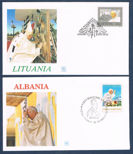 Enveloppes philatéliques premier jour illustrées. Voyage du Pape Jean - Paul  II . Réf: 108. Descriptif: Lot de deux enveloppes. Offre spéciale : 2,95€.