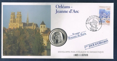 Enveloppe affranchie d'un Timbre + Médaille Jeanne d'Arc