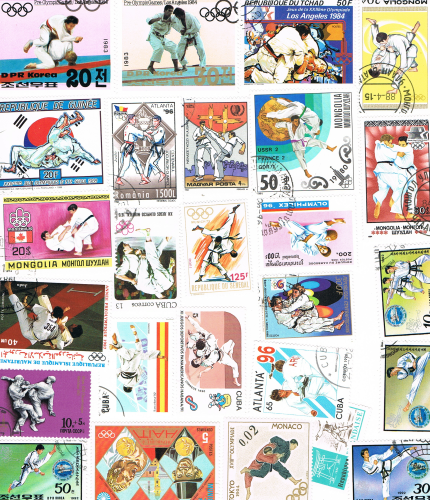 Offre spéciale. Pochette de 25 timbres poste oblitérés différents. type Arts Martiaux. Descriptif: Timbres du monde, vous trouverez dans cette pochette de nombreux pour compléter votre collection.
