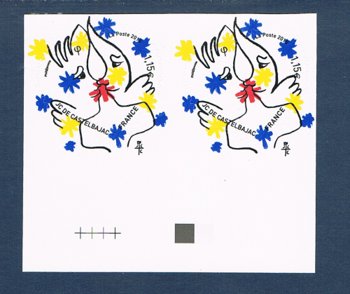 Timbres autocollants Coeur Jean - Charles de Castelbajac, paire de 2 timbres provenant de feuilles entreprises en tirage autoadhésif pour Pros, valeur 1,15€ lettre vert 50 g, émise par la poste 2015