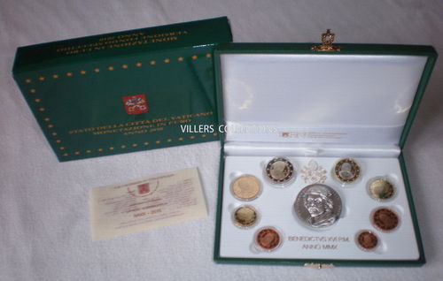Coffret BE Vatican 8 pièces + une médaille