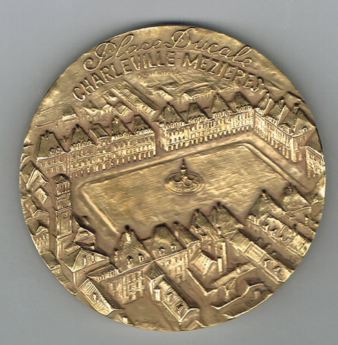 Médaille Place Ducale à Charleville Mézières la ville de Rimbaud