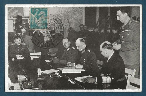 Carte postale rare Mai 1945 signature Général allemand