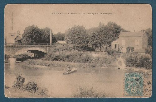 Carte postale ancienne RETHEL l'Aisne Le passage à la barque