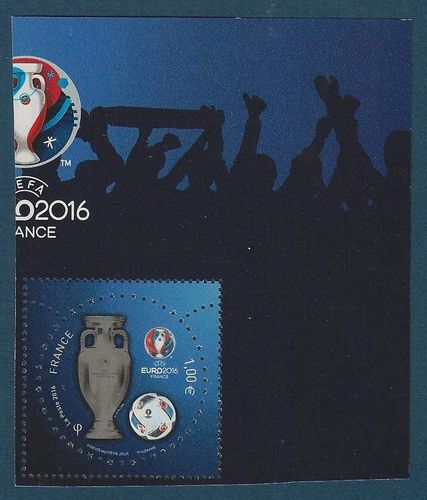 Timbre 2016 UEFA de football 1€ Trophée ballon
