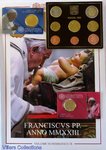 Vatican 2023 Volume Numismatique série pièces + Coincards
